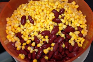 rote Kidneybohnen und Mais für Chili con Carne